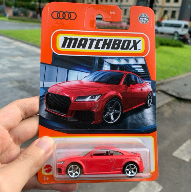 Red Audi TT Super Sports Car Model for Collectors Scale 1 64