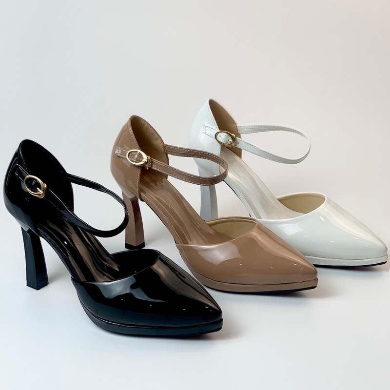 VYARA รองเท้าส้นสูงกระดุมสองแถวสุดหรู [GD]