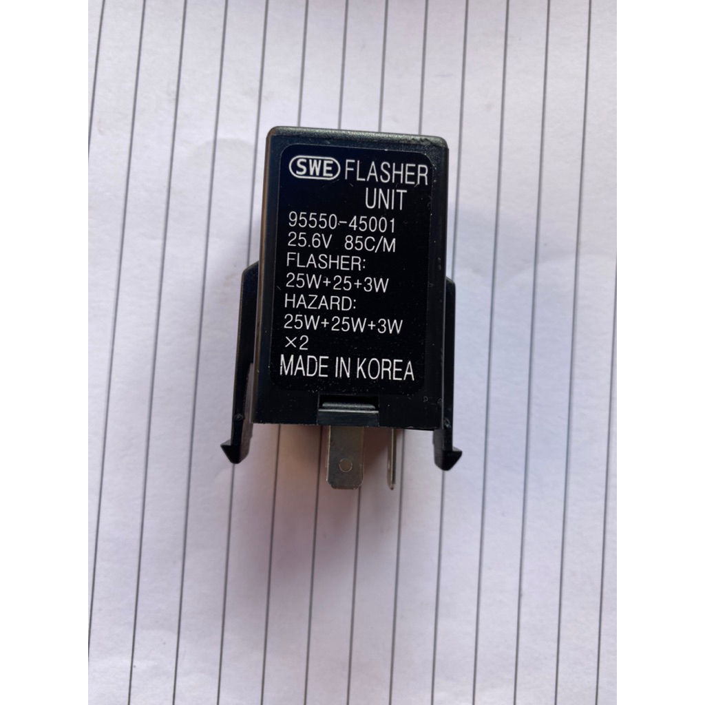 ไฟเลี้ยว รีเลย์ไฟเลี้ยว สําหรับ Hyundai 3-pin 24V