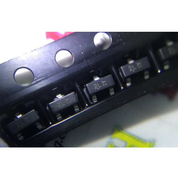 15 IC ทรานซิสเตอร์ PNP MMBT5401 2N5401 2L SOT-23 ยี่ห้อ LRC