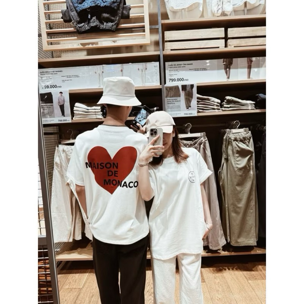 MAISON เสื้อยืดทรงหลวมสําหรับผู้ชายและผู้หญิงสําหรับทั้งชายและหญิงในผ้าฝ้ายหนา