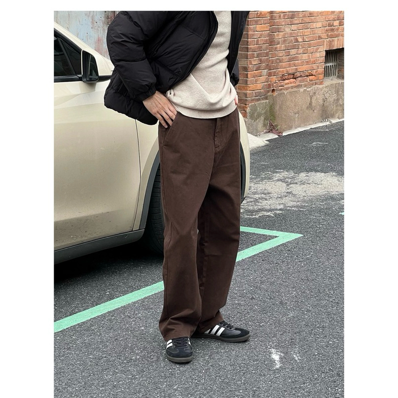 BROWN WIDE STRAIGHT JEANS WHOSE - กางเกงยีนส์ขากว้าง STRAIGHT Hoes Studio