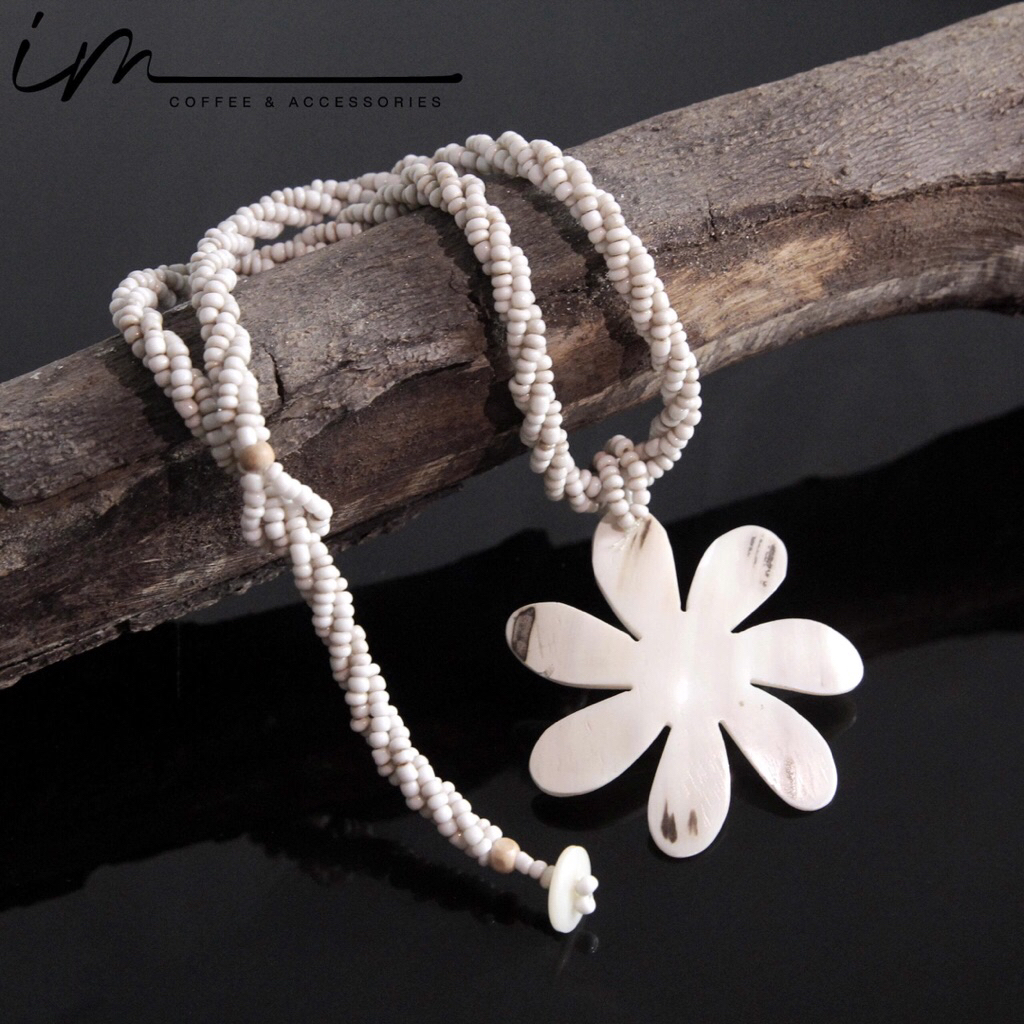 สร้อยคอเปลือก SCALE HANDCRAFT 2ND