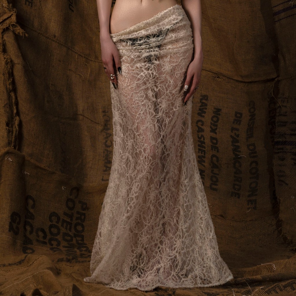 TATICHU - กระโปรงแม็กซี่ซีทรูของ MOTHER - กระโปรงแม็กซี่ซีทรู