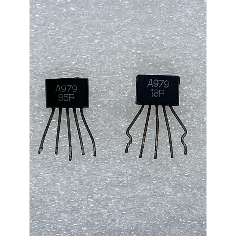 Tranziztor A979 (1 คู่)