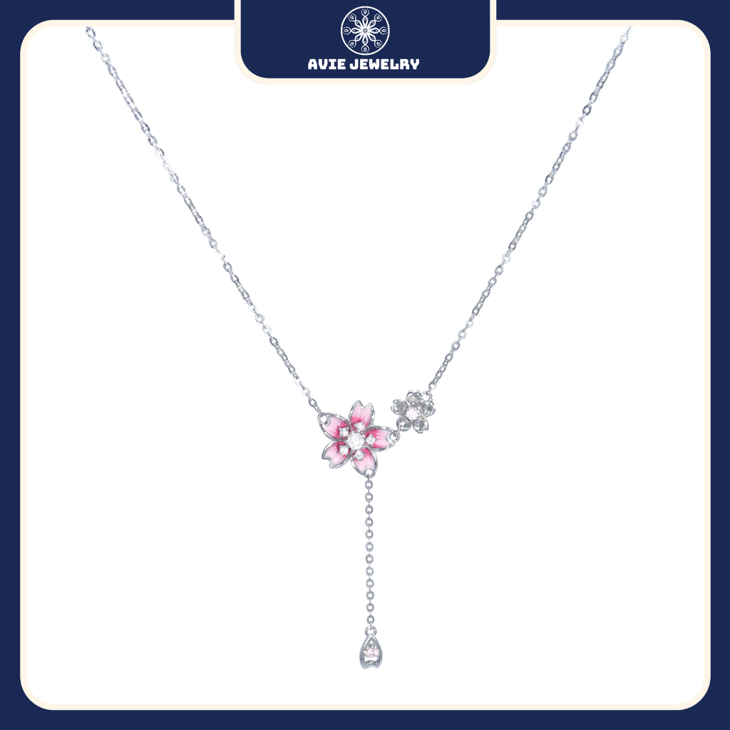 [ชุดของขวัญ] S925 สร้อยคอเงินสําหรับผู้หญิงดีไซน์จี้ดอกซากุระคุณภาพสูงหรูหราและประณีต AVIE JEWELRY M