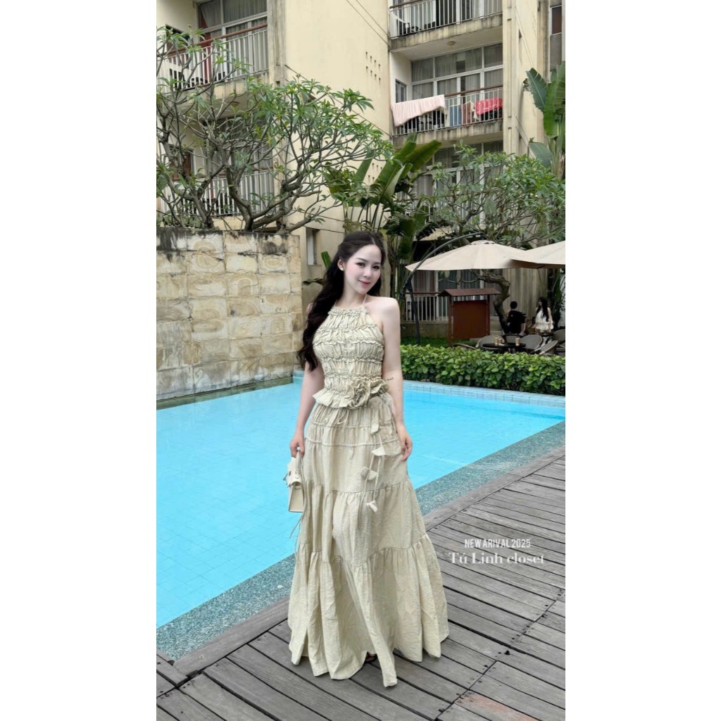 2 ชิ้น ชุด รวมเสื้อยืดคล้องคอเว้าหลังรวมกับกระโปรงบานยาวถอดดอกไม้ทําจากวัสดุนุ่มเหมาะกับชายหาด SDB11