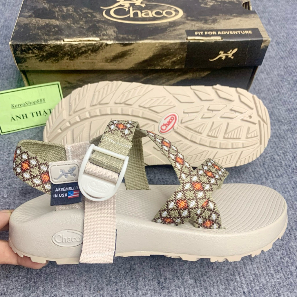 รองเท้าแตะผู้ชาย Chaco พร้อมพื้นรองเท้าหอม D51