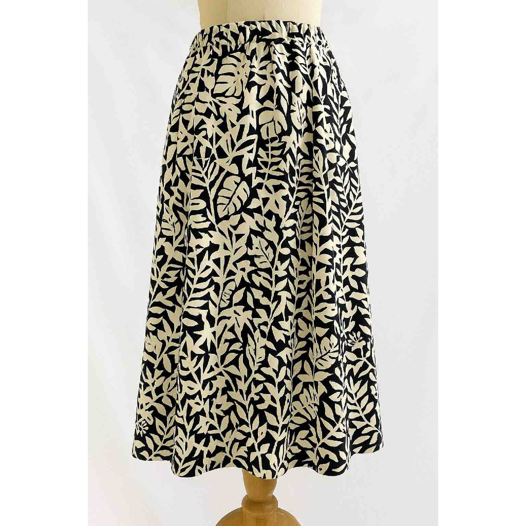 กระโปรง LEAF PATTERN  ไซส์ S/M