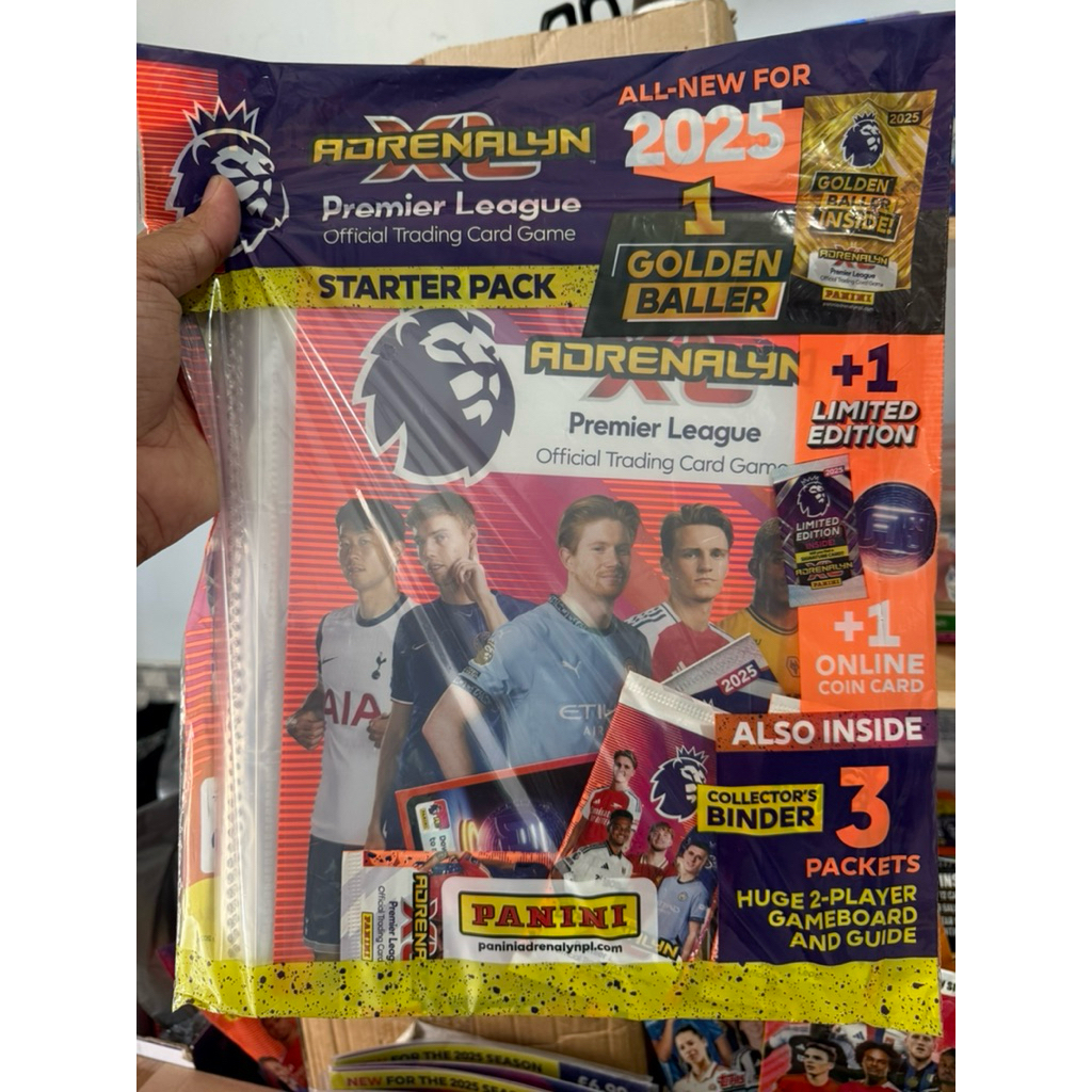 [แพ็คเริ่มต้น Panini 2025] Starter Pack Panini Premier League 2025 2024/25 อัลบั้มการ์ด (อัลบั้มการ์