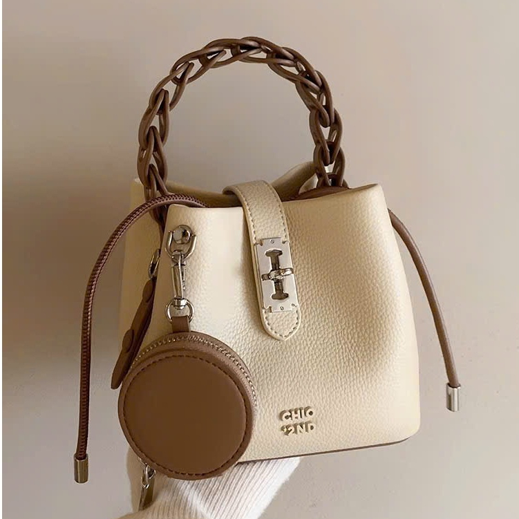 กระเป๋าถือผู้หญิง Chio2nd ด้ามจับถัก ไซส์ 17 พร้อมกระเป๋าสตางค์สะพายมินิ หนังเม็ด ผลิตในกวางโจว HS13