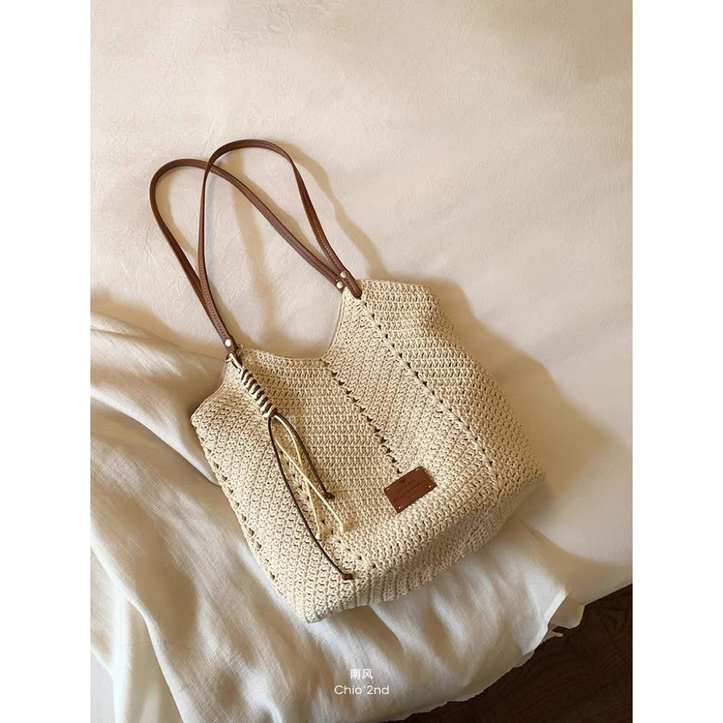 [AVAILABLE] กระเป๋าผ้าสวยของ Chio2nd ของแท้ - CD530