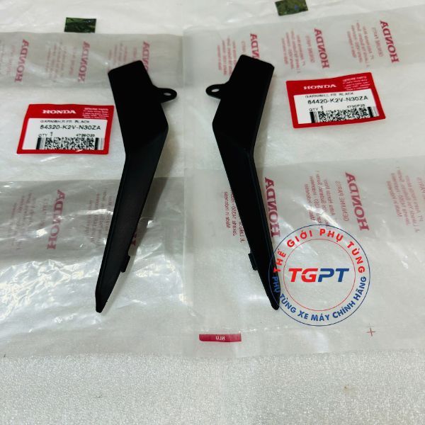 แฟริ่งพลาสติกหยาบ แฟริ่ง เกลียวบังโคลนเล็ก Vario 2023 125cc - 64320-K2V-N30ZA/ 64420-K2V-N30ZA