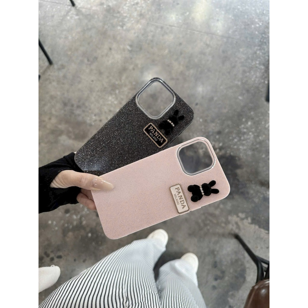 เคสกันกระแทกพร้อม BLACK RABBIT CHARM