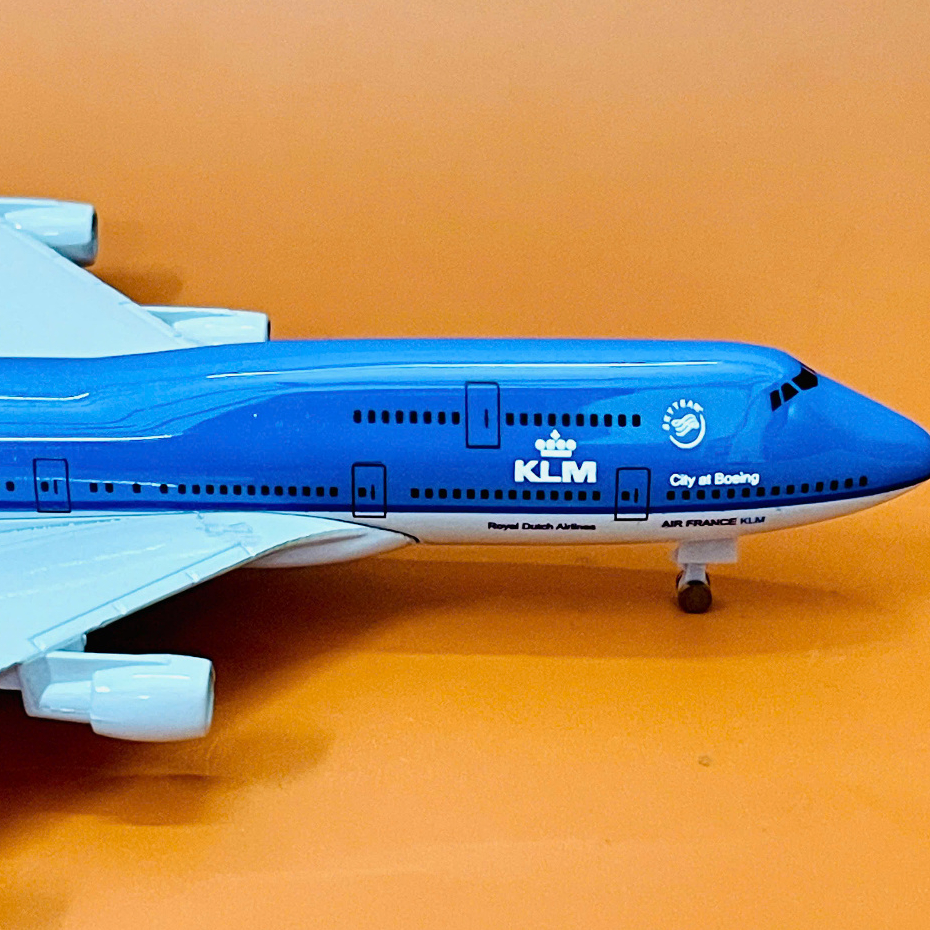 BOEING 747-400 AIRCRAFT DUTCH AIRLINES 1/400 SCALE BEAUTIFUL BALLOON UNIQUE METAL CAST