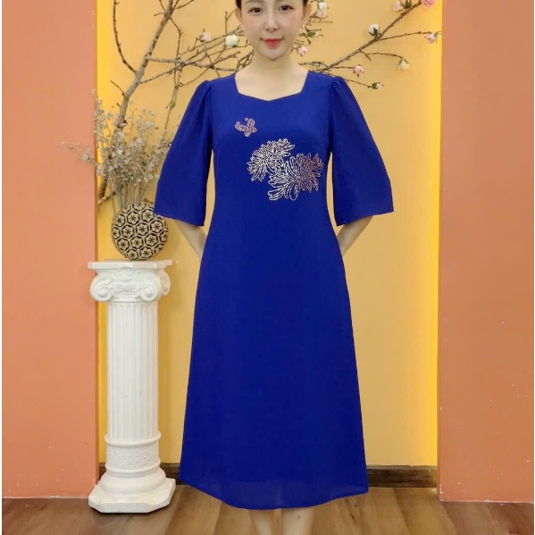 เดรสทรงตรง - คอเหลี่ยมอัดหัวใจ แขนหลวม - Cobalt blue - TTV1905