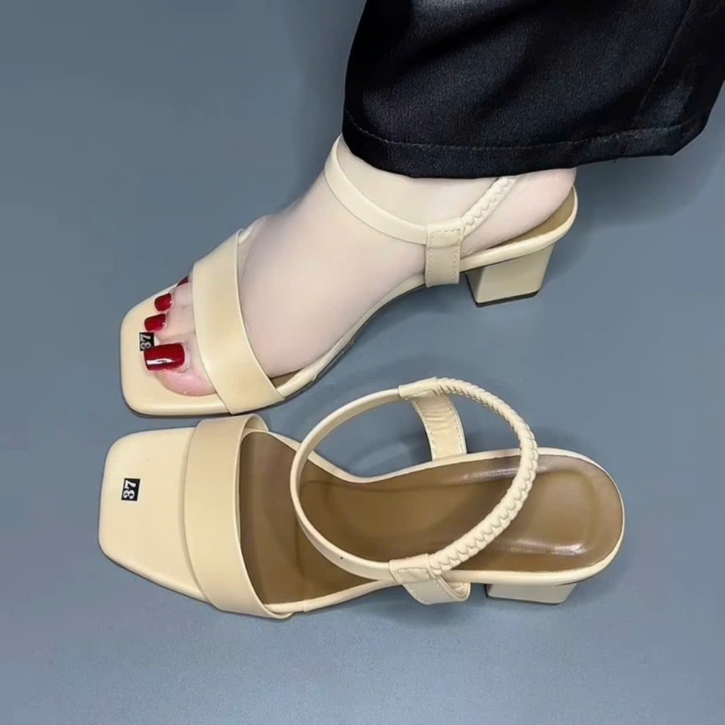 รองเท้าแตะรัดส้นทรงสี่เหลี่ยม 5พี สําหรับผู้หญิงพร้อมสายหนังนุ่มและสร้อยคอยางยืด - SD250