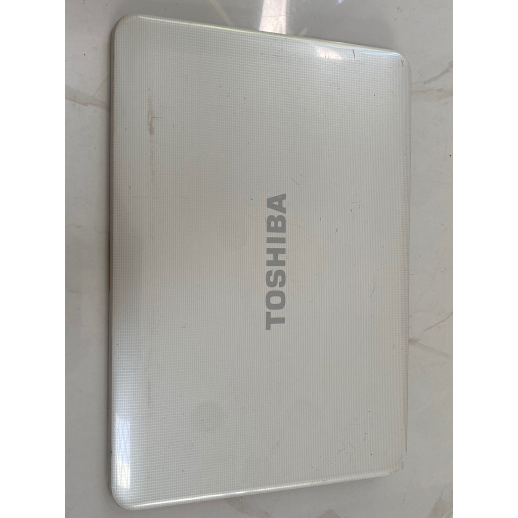 กรอบสําหรับแล็ปท็อป Toshiba L840 สินค้าถอดประกอบ