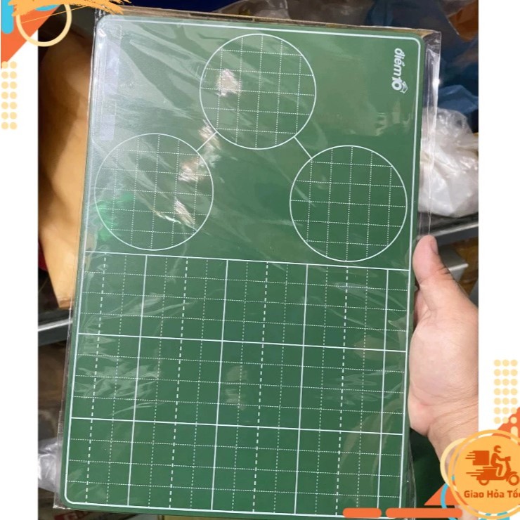 บอร์ดนักเรียนแยก 2 ด้าน เพื่อการเรียนรู้ คณิตศาสตร์ และเวียดนาม TP-B018 PLUS Thien Long