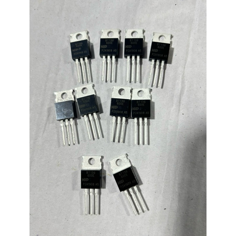 ชุด 5 triac BT136 4A 600V