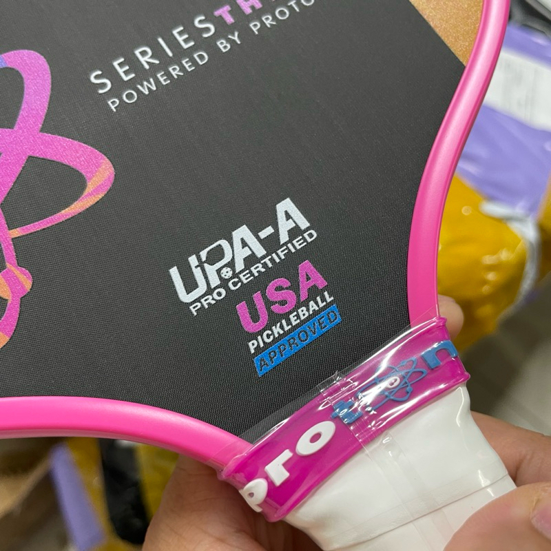 (NFC) ไม้แบดมินตัน Proton Flamingo 16 มม. พร้อมพื้นผิวคาร์บอนหยาบสุด - รูปที่ 6