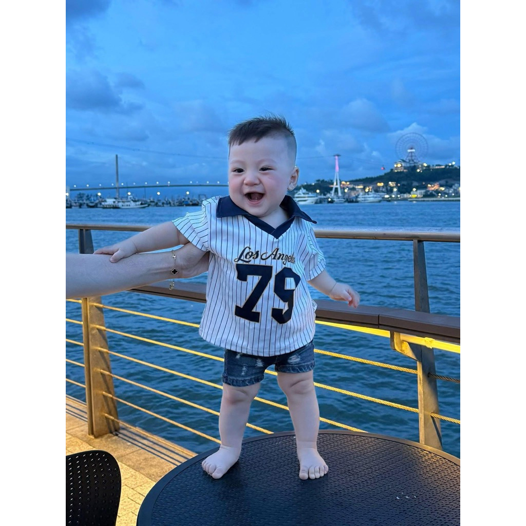 ORD ITEM - เสื้อยืด + กางเกงยีนส์ SHORTS SET (กระจัดกระจาย)