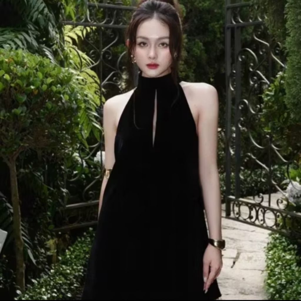 เดรสคล้องคอปาดไหล่ เดรสสายเดี่ยวสั้นไซส์ใหญ่ 40kg-120kg