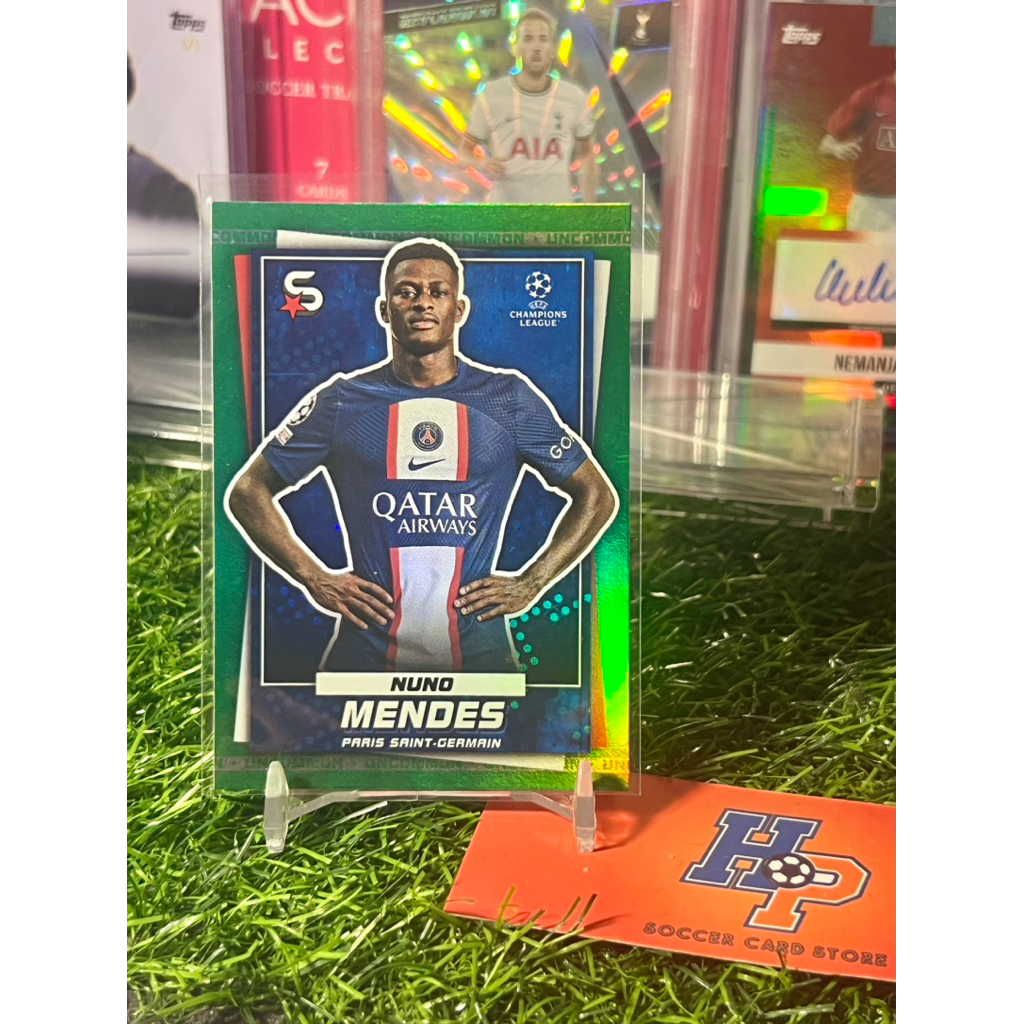 การ์ดฟุตบอล Nuno Mends Green Topps Superstar 2022/23