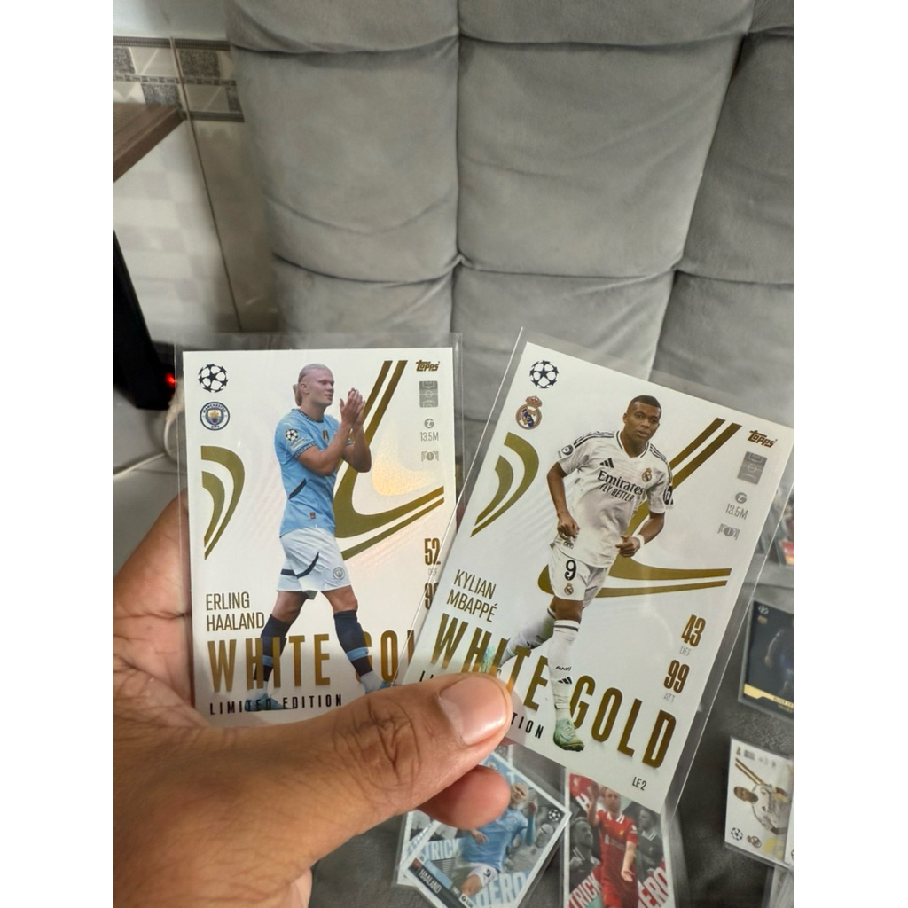 MS71 ผู้เล่นฟุตบอล Odd Card Match Topps Match Attax EXTRA White Gold Limited Mbappe,Halland Season 2