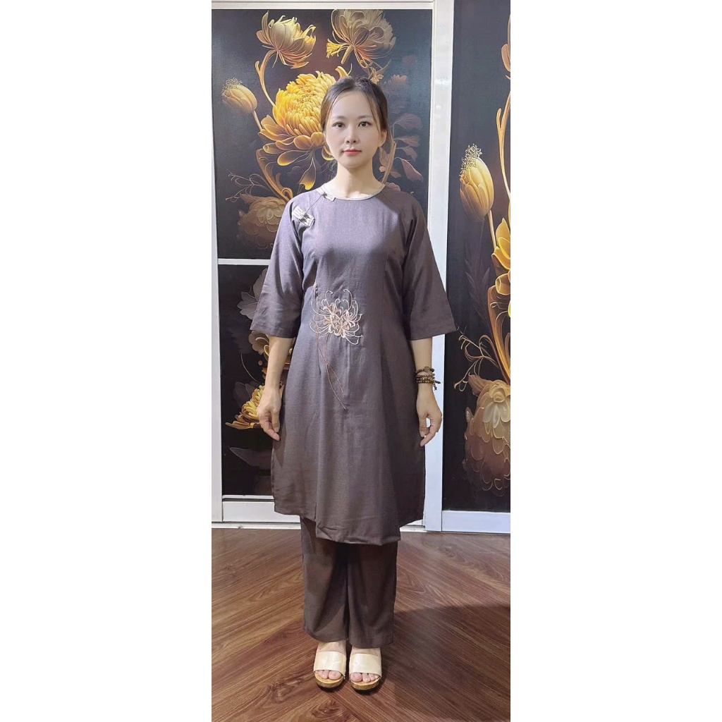 (BOAT SHOP) ชุดอ่าวไดปักเบญจมาศ คอกลม (pp036)