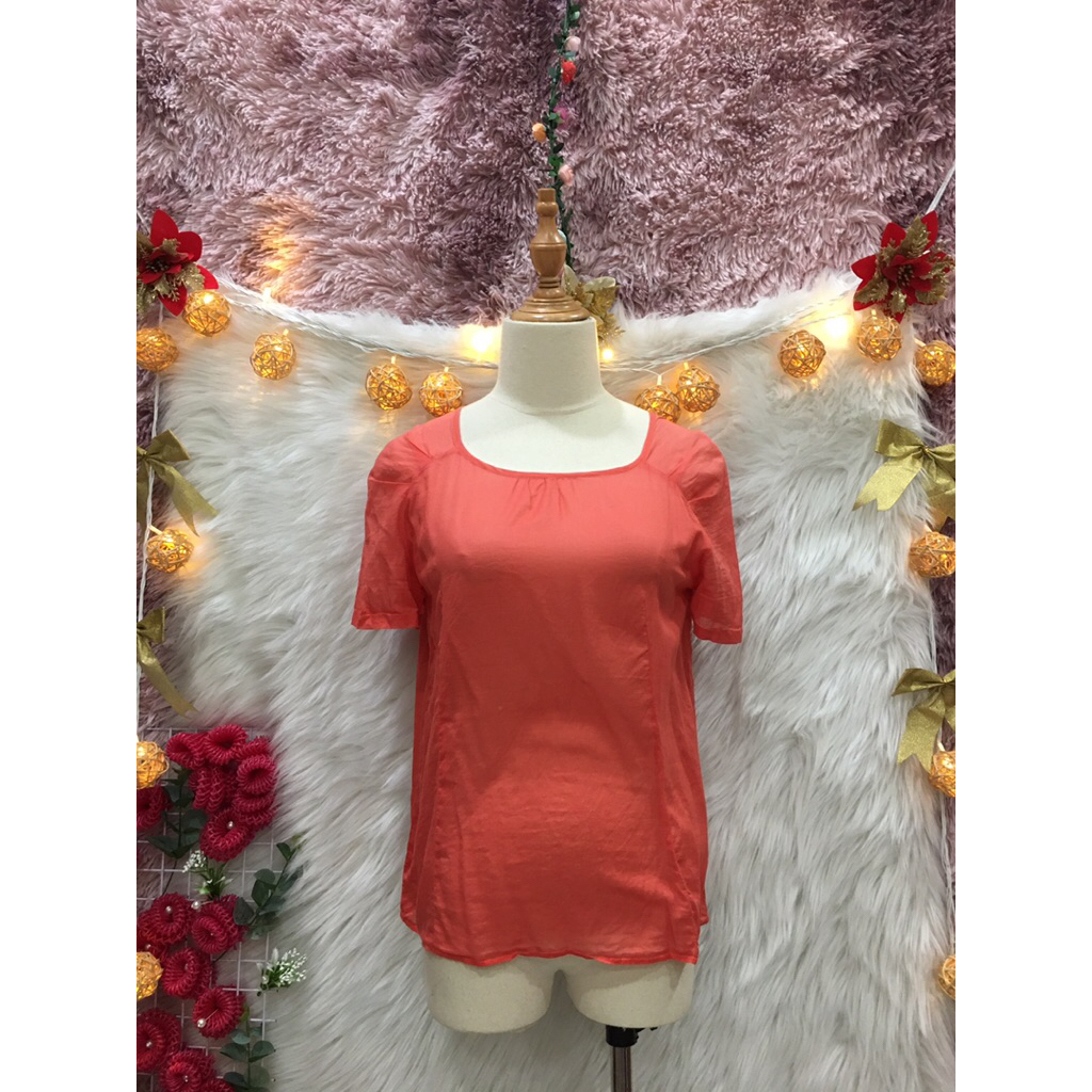 เสื้อคอเหลี่ยมแขนจับจีบ 2 แขน - Yessy Brand - Size S - Small M (A59)