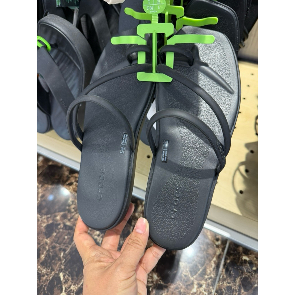 CROCS MIAMI FROSTED TOE LOOP ผู้หญิง FLIPBOARD