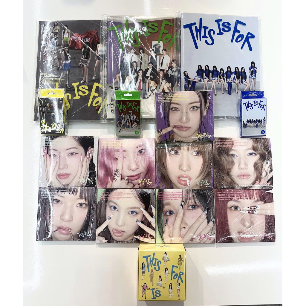 TWICE - อัลบั้มเต็ม 4 [THIS IS FOR]