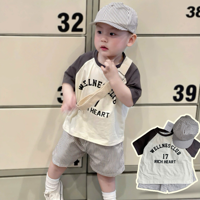 (รวมหมวก) ชุดเด็กทารก ชุดเสื้อเชิ้ตผ้าฝ้ายสไตล์เกาหลีน่ารักกางเกงลายทางนุ่มและเท่