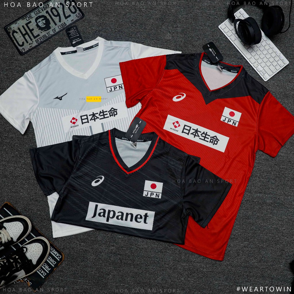 เสื้อวอลเลย์บอลญี่ปุ่นโอลิมปิกปี 2024 – เบอร์ 21 Ran Takahashi – เสื้อยืดผู้ชายและผู้หญิง – สีบุคลิก