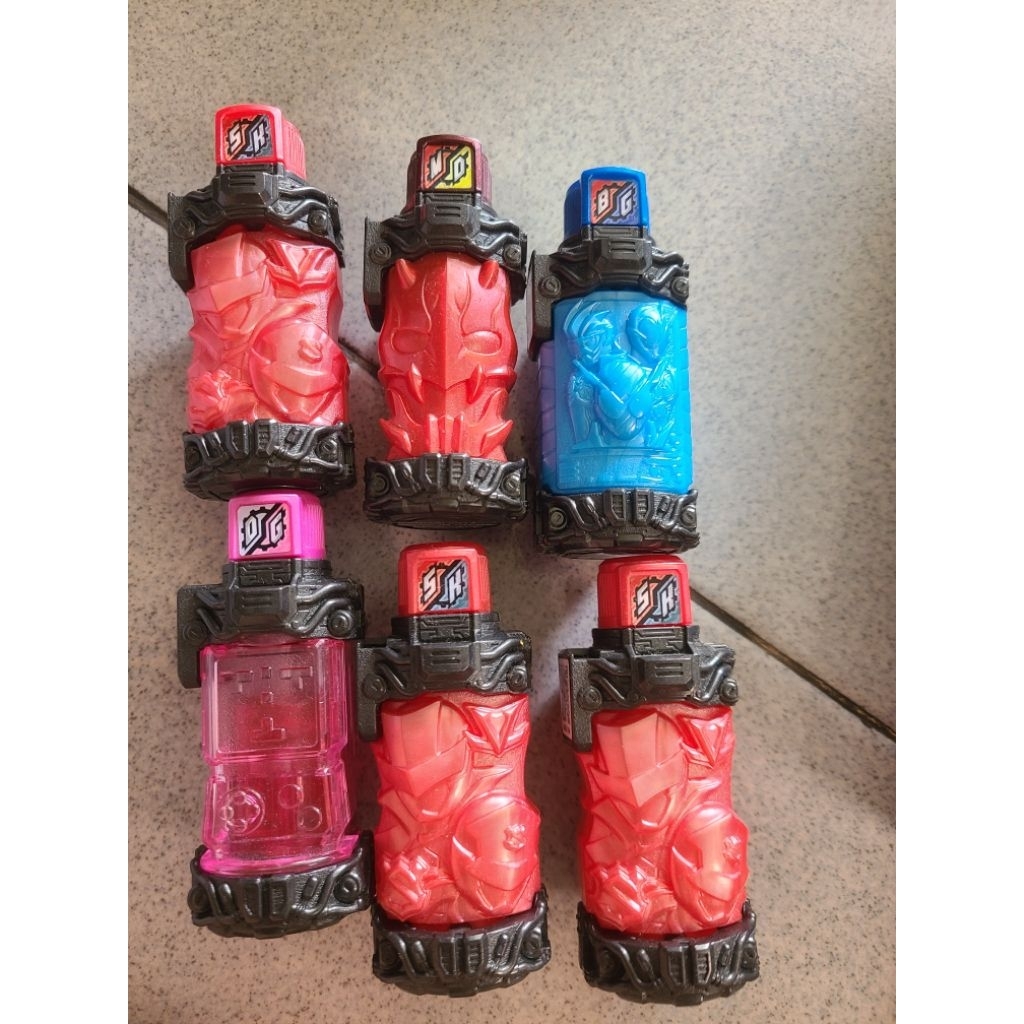 Bottle Build DX + Kamen Rider Build Toy