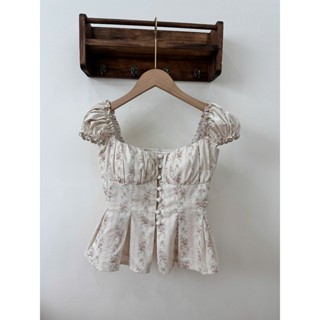 ภาพเดิม - เสื้อหน้าอกจับจีบมีกระดุมและแขนระบาย [เหียน ซอค ตา…