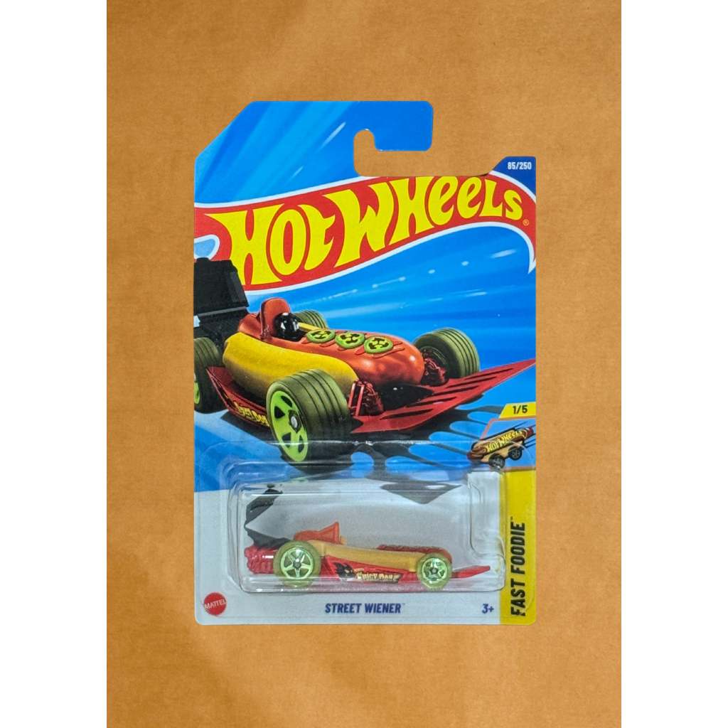Hot Wheels Basic Street Wiener