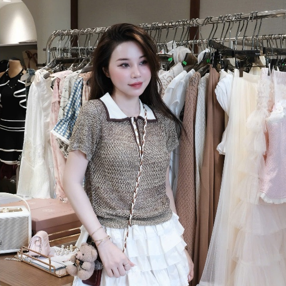 LINHOANG เสื้อแขนกุดคอโปโลตาข่าย DBD1530 เสื้อท็อปผู้หญิง