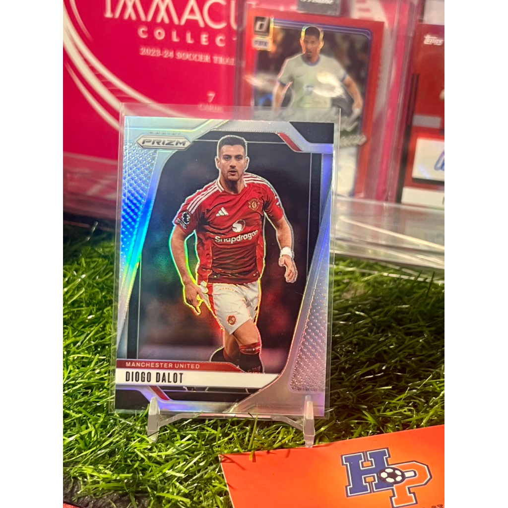 Diogo Dalot Silver Panini Prizm EPL 2024/25 การ์ดฟุตบอล
