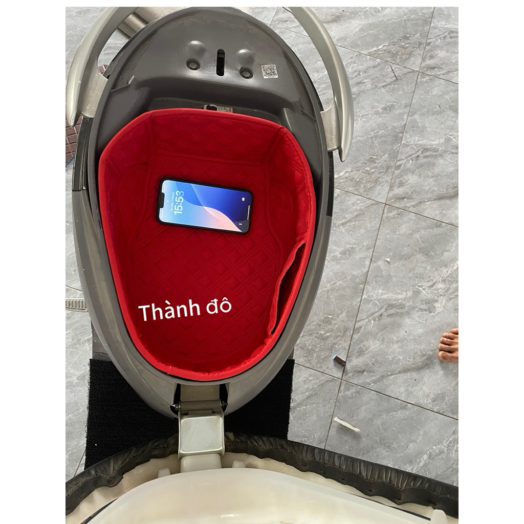 GoGo แผ่นซับท้ายรถไฟฟ้า: YADEA Vigor วัสดุกันความร้อนและกันกระแทกเมื่อเก็บของใช้ส่วนตัว