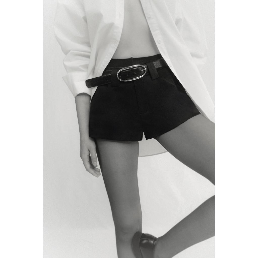 HIGHCHIC - GIGI SHORT - SHORTS - ดีไซน์หรูหรา - GIGI SHORT