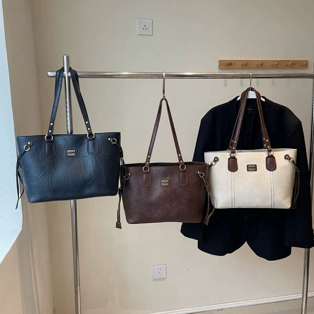 MINMIN bag ทรงกระเป๋าแหลม - ถือแล็ปท็อป เอกสาร และของใช้ส่วนตัวได้สบาย BaoUyenShop
