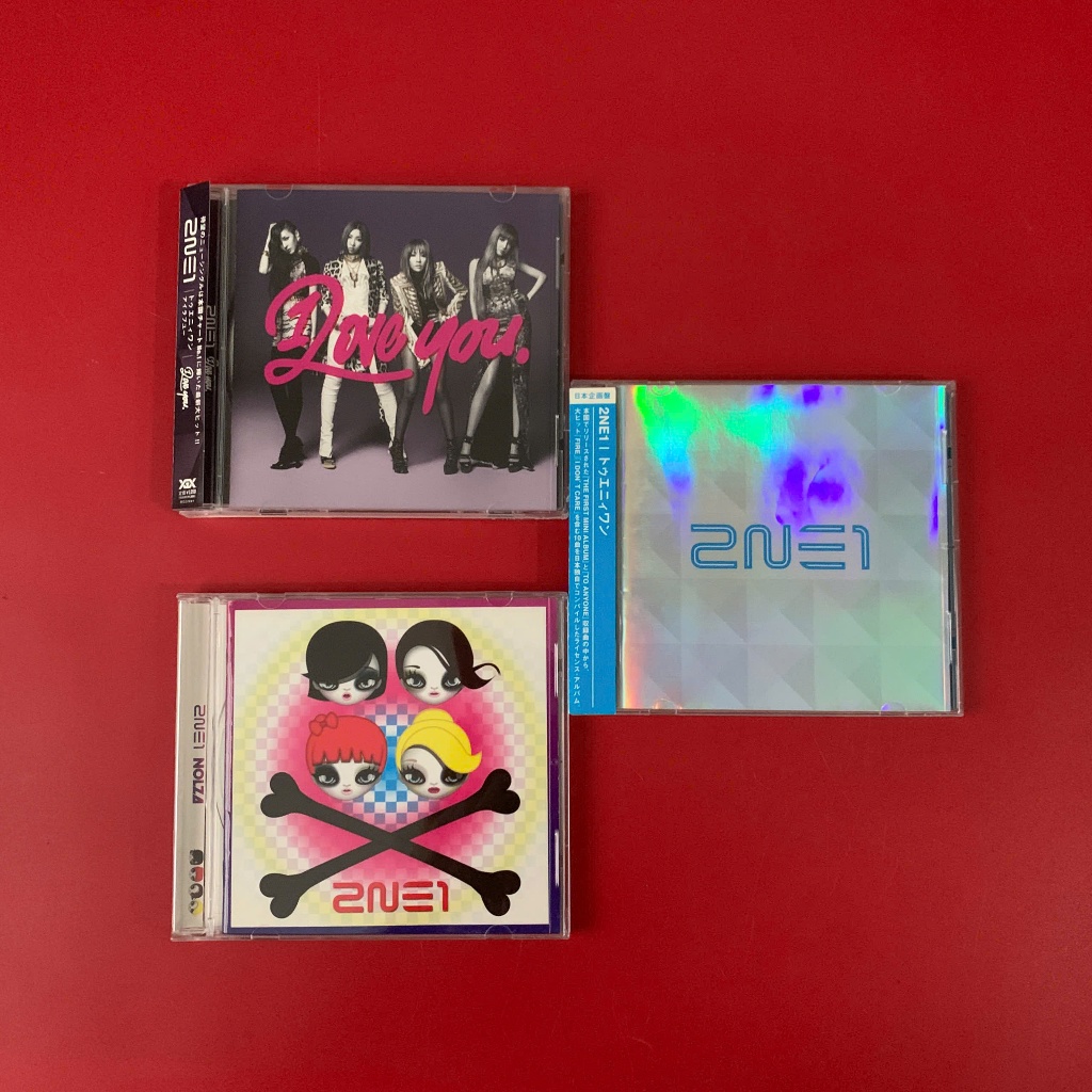 ซีดีอัลบั้ม 2NE1 2hand – แผ่นเพลงเกาหลี