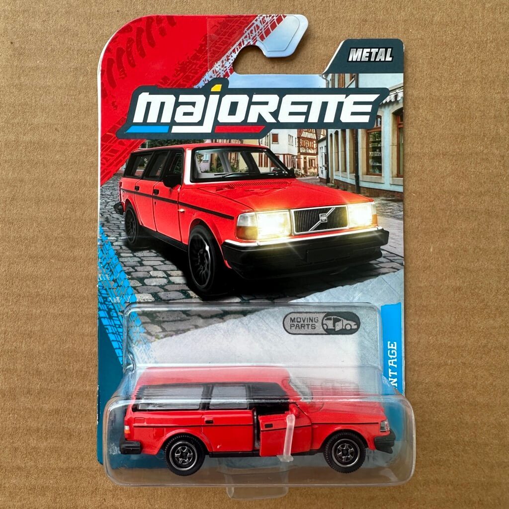 Majorette Volvo 240 GL Estate Wagon Vintage Series (2025)