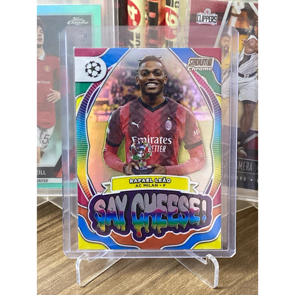 Rafael Leao การ์ดนักฟุตบอล Topps Stadium Club Chrome 2024 AC Milan SAY CHEESE!