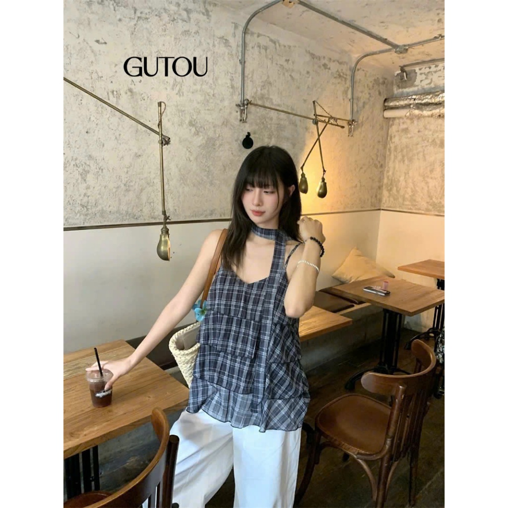 QCCC L1 เสื้อเชิ้ตทูพีซคอวีมีผ้าคลุมไหล่ G97