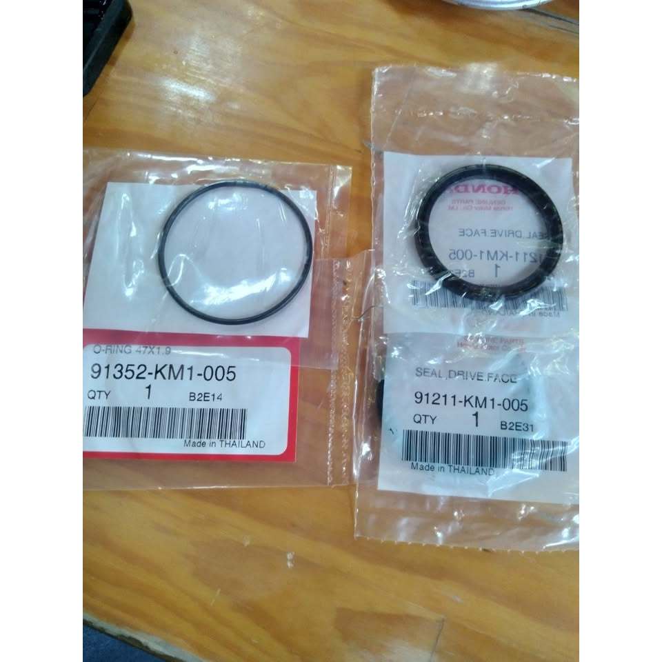 ซีลหม้อหลัง Sh 300i และ Sh 350i