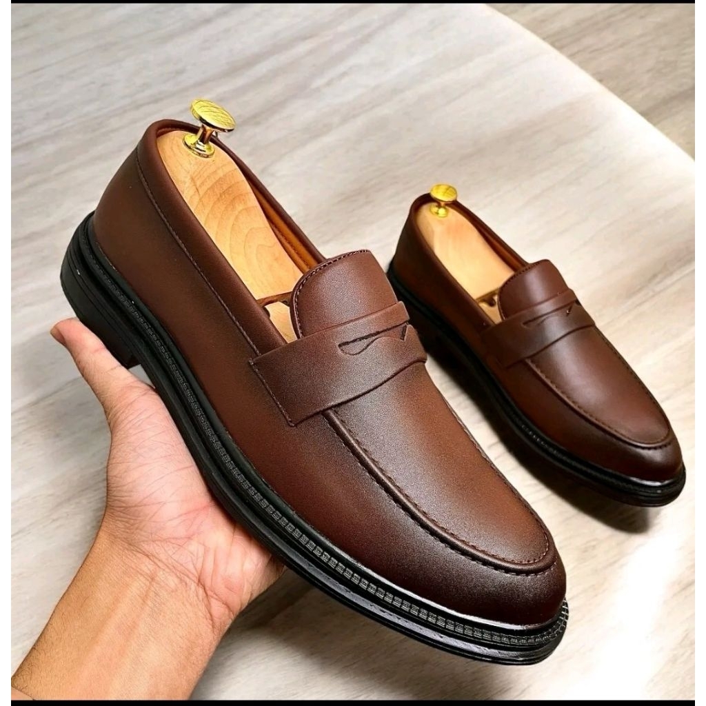 รองเท้าหนังผู้ชาย Penny Loafer