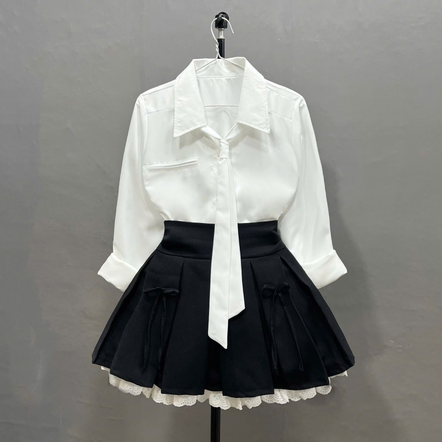 เสื้อออฟฟิศดีไซน์หรูหรา ชุดพร้อมกระโปรงเทนนิสจีบลูกไม้สําหรับสาวจุ๊ป - ชุด973